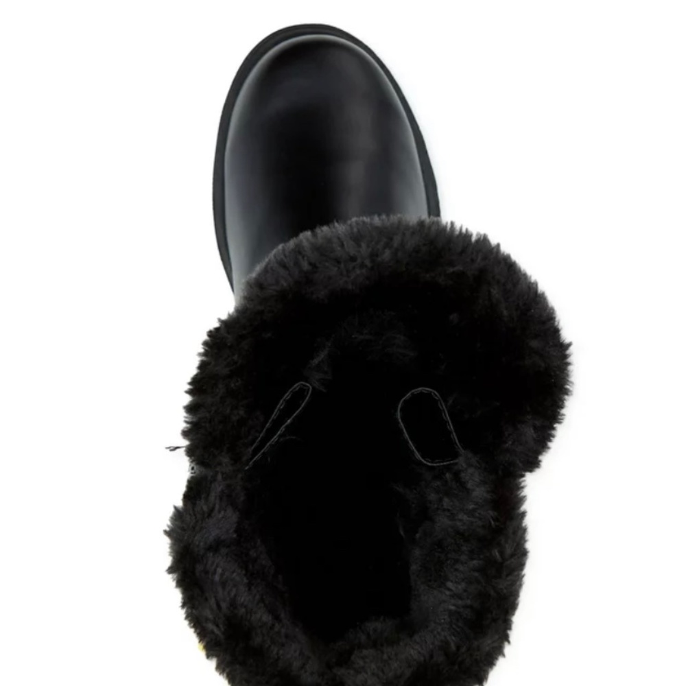 New black totes  waterproof  boots